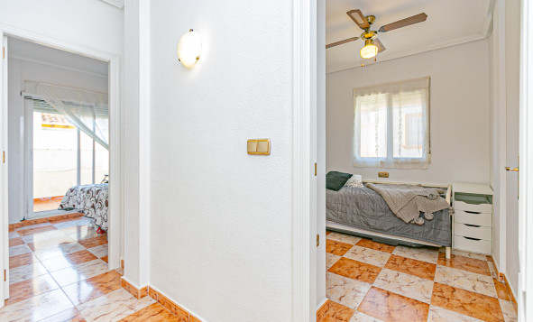 Resale - 4. Semi-detached villa - Playa Flamenca - Costa Blanca South