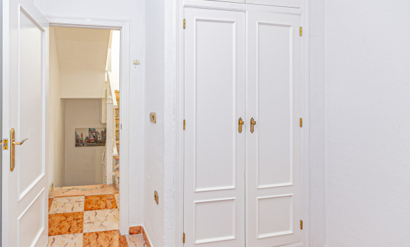 Resale - 4. Semi-detached villa - Playa Flamenca - Costa Blanca South