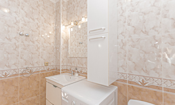 Resale - 4. Semi-detached villa - Playa Flamenca - Costa Blanca South