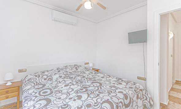 Resale - 4. Semi-detached villa - Playa Flamenca - Costa Blanca South