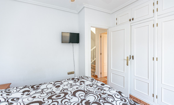 Resale - 4. Semi-detached villa - Playa Flamenca - Costa Blanca South