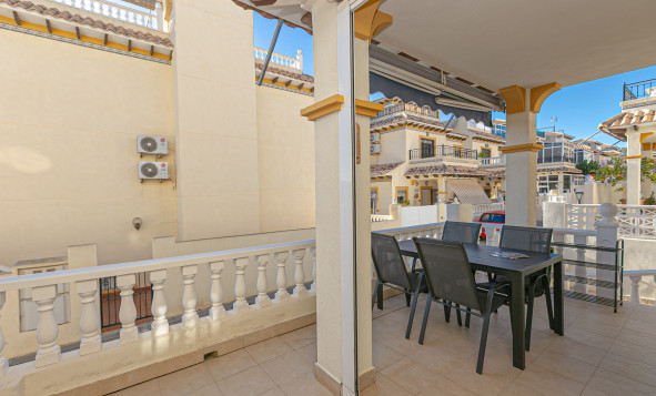 Resale - 4. Semi-detached villa - Playa Flamenca - Costa Blanca South