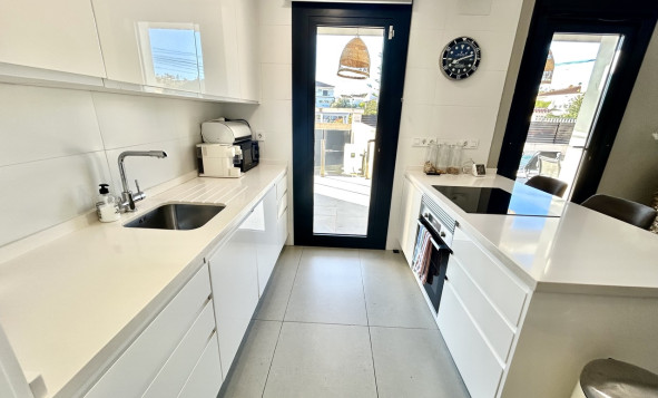 Reventa - 3. Casa indepiende - Los Balcones - Costa Blanca Sur