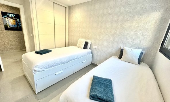 Reventa - 3. Casa indepiende - Los Balcones - Costa Blanca Sur