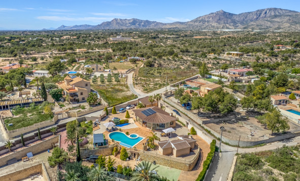 Resale - 7. Finca / Country property - Crevillente - Crevillente - Country