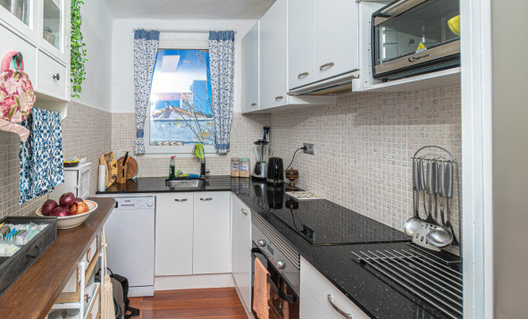 Resale - 4. Semi-detached villa - Villamartin - Costa Blanca South