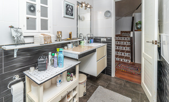 Resale - 4. Semi-detached villa - Villamartin - Costa Blanca South