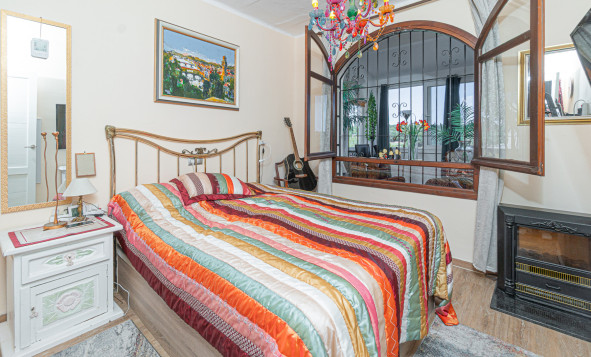 Resale - 4. Semi-detached villa - Villamartin - Costa Blanca South