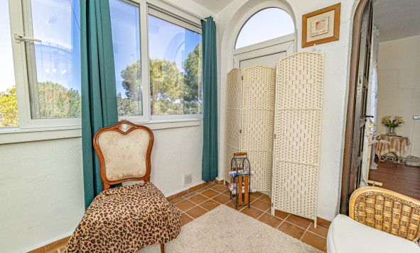 Resale - 4. Semi-detached villa - Villamartin - Costa Blanca South