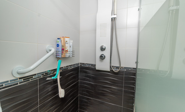 Resale - 4. Semi-detached villa - Villamartin - Costa Blanca South