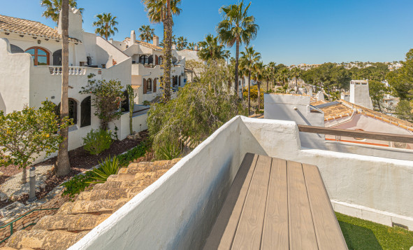 Resale - 4. Semi-detached villa - Villamartin - Costa Blanca South