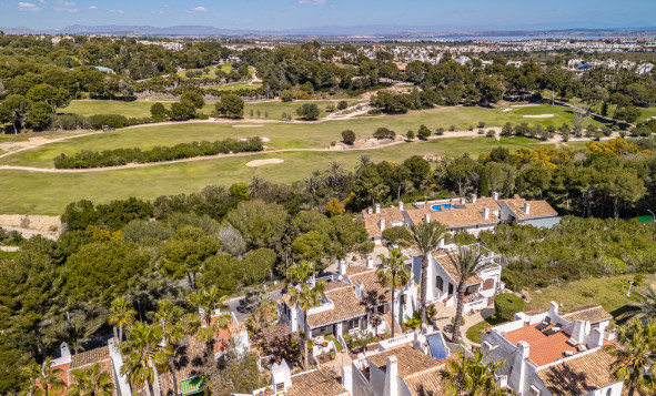 Resale - 4. Semi-detached villa - Villamartin - Costa Blanca South