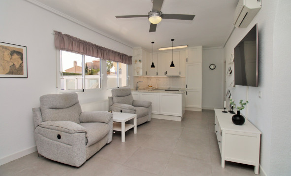 Resale - 3. Detached house - Villamartin - Costa Blanca South