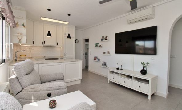 Resale - 3. Detached house - Villamartin - Costa Blanca South