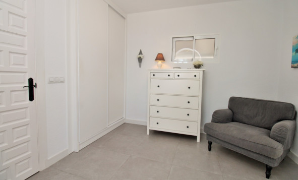 Resale - 3. Detached house - Villamartin - Costa Blanca South