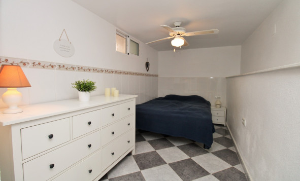 Resale - 3. Detached house - Villamartin - Costa Blanca South