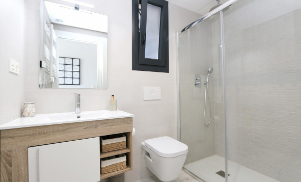 Reventa - 1. Apartamento / piso - Los Altos - Costa Blanca Sur