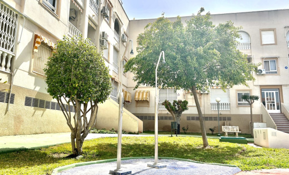 Resale - 1. Apartment / flat - Torrevieja - Costa Blanca South