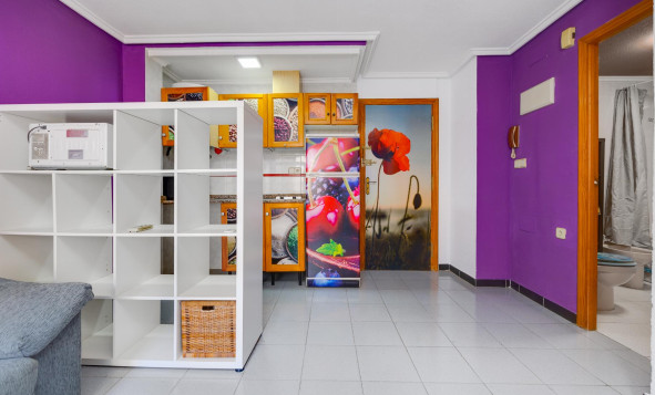 Resale - 1. Apartment / flat - Torrevieja - Playa de Los Locos-Curva del Palangre