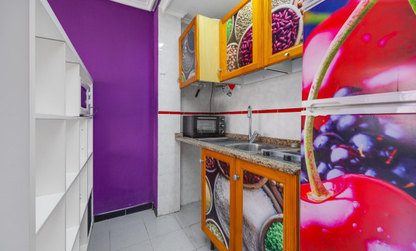 Resale - 1. Apartment / flat - Torrevieja - Playa de Los Locos-Curva del Palangre