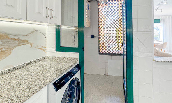 Reventa - 1. Apartamento / piso - Orihuela Costa - Costa Blanca Sur