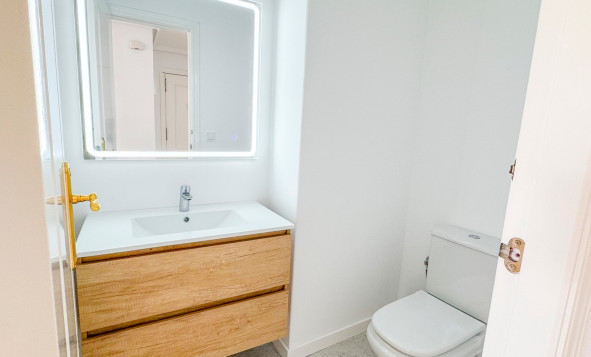 Reventa - 1. Apartamento / piso - Orihuela Costa - Costa Blanca Sur