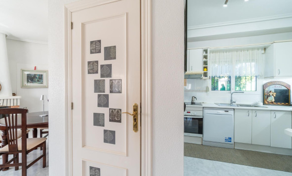 Reventa - 3. Casa indepiende - Orihuela Costa - Costa Blanca Sur