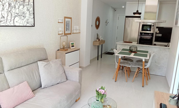 Herverkoop - 1. Appartement / flat - Torrevieja - Costa Blanca Zuid