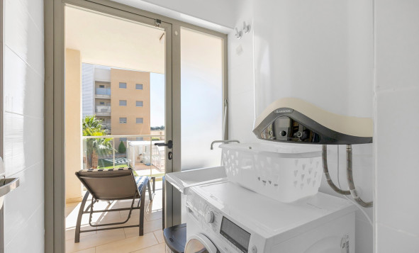 Reventa - 1. Apartamento / piso - Orihuela Costa - Costa Blanca Sur