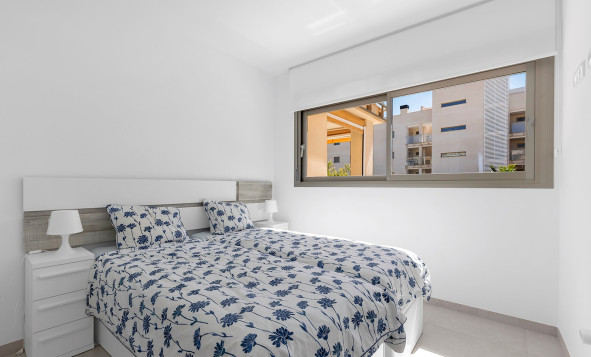 Reventa - 1. Apartamento / piso - Orihuela Costa - Costa Blanca Sur