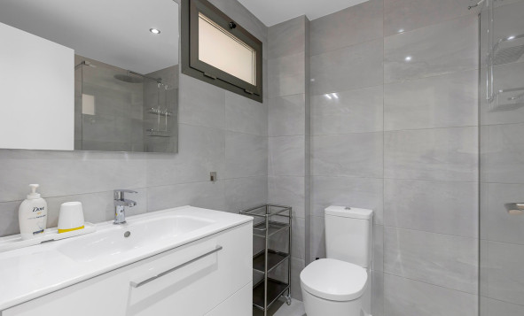 Reventa - 1. Apartamento / piso - Orihuela Costa - Costa Blanca Sur