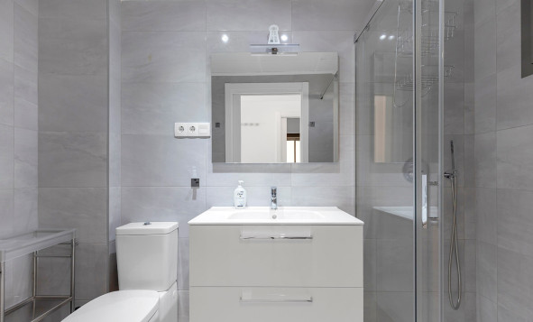 Reventa - 1. Apartamento / piso - Orihuela Costa - Costa Blanca Sur