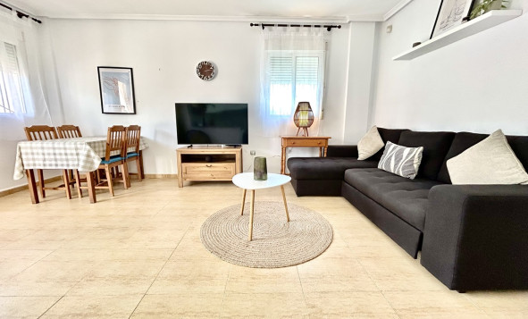 Reventa - 1. Apartamento / piso - Villamartin - Costa Blanca Sur