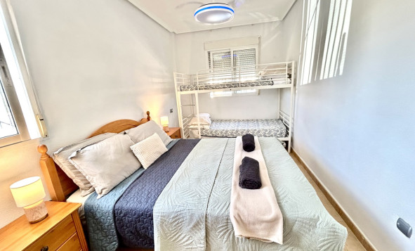 Reventa - 1. Apartamento / piso - Villamartin - Costa Blanca Sur