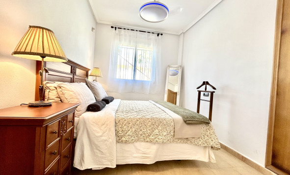 Reventa - 1. Apartamento / piso - Villamartin - Costa Blanca Sur