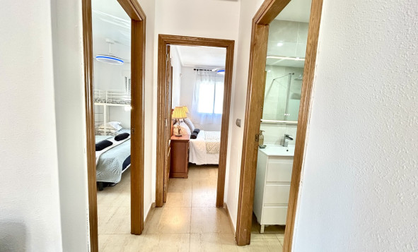 Reventa - 1. Apartamento / piso - Villamartin - Costa Blanca Sur