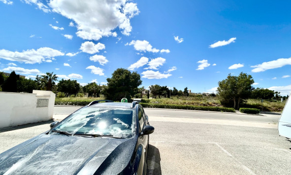 Reventa - 1. Apartamento / piso - Villamartin - Costa Blanca Sur