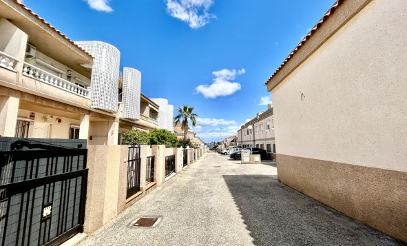 Reventa - 1. Apartamento / piso - Villamartin - Costa Blanca Sur
