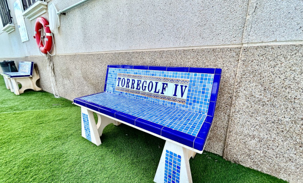 Reventa - 1. Apartamento / piso - Villamartin - Costa Blanca Sur