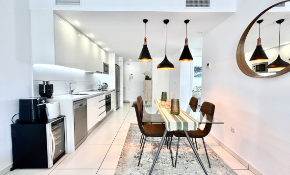 Reventa - 1. Apartamento / piso - Villamartin - Costa Blanca Sur