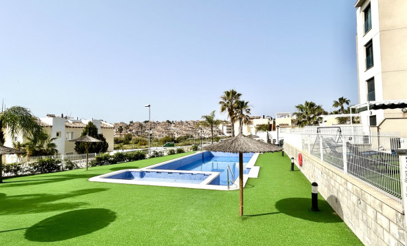 Reventa - 1. Apartamento / piso - Villamartin - Costa Blanca Sur