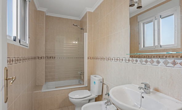 Herverkoop - 1. Appartement / flat - Daya Nueva - Costa Blanca Zuid