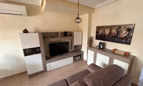 Reventa - 1. Apartamento / piso - Jacarilla - Costa Blanca Sur