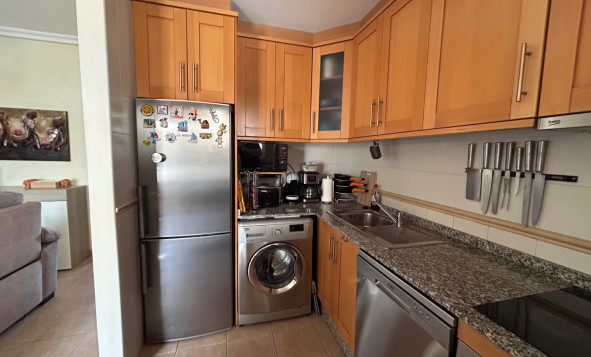 Reventa - 1. Apartamento / piso - Jacarilla - Costa Blanca Sur