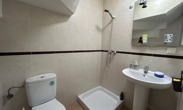 Reventa - 1. Apartamento / piso - Jacarilla - Costa Blanca Sur