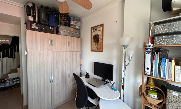 Reventa - 1. Apartamento / piso - Jacarilla - Costa Blanca Sur