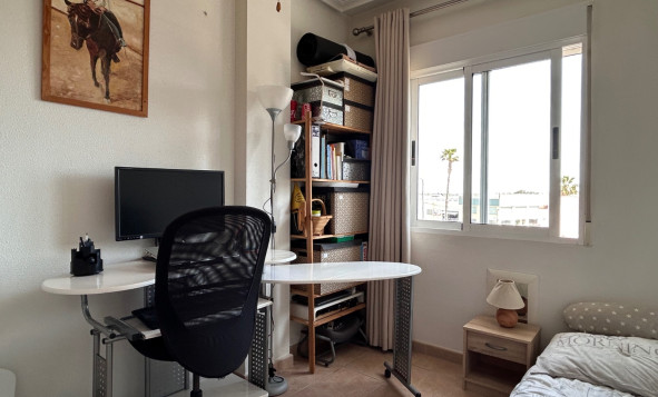 Reventa - 1. Apartamento / piso - Jacarilla - Costa Blanca Sur