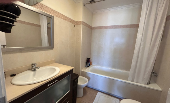 Reventa - 1. Apartamento / piso - Jacarilla - Costa Blanca Sur