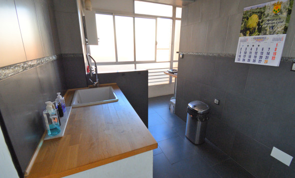 Resale - 1. Apartment / flat - Daya Nueva - Costa Blanca South