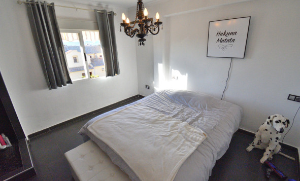 Resale - 1. Apartment / flat - Daya Nueva - Costa Blanca South